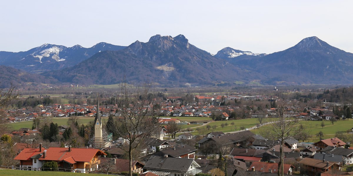 Blick von Antritt auf die Gemeinde Brannenburg
